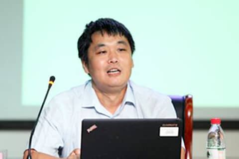 左鹏